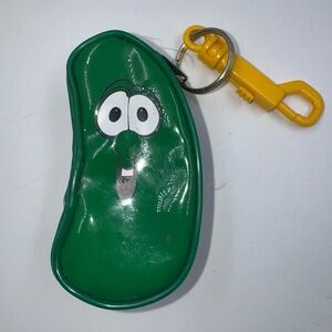 Big idea Veggie Tales-Zip Coin Purse-Backpak Clip-Larry The Cucumber